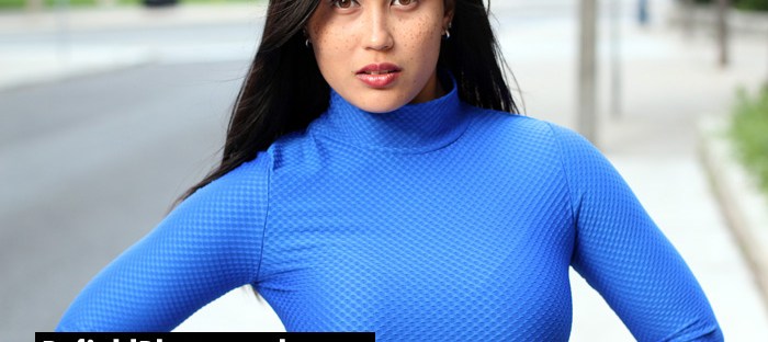 Professional headshot photographer in Toronto